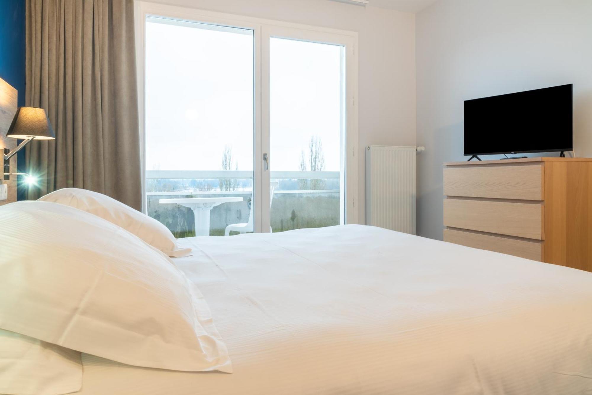 Brit Le Parc Vichy Hotel 3*