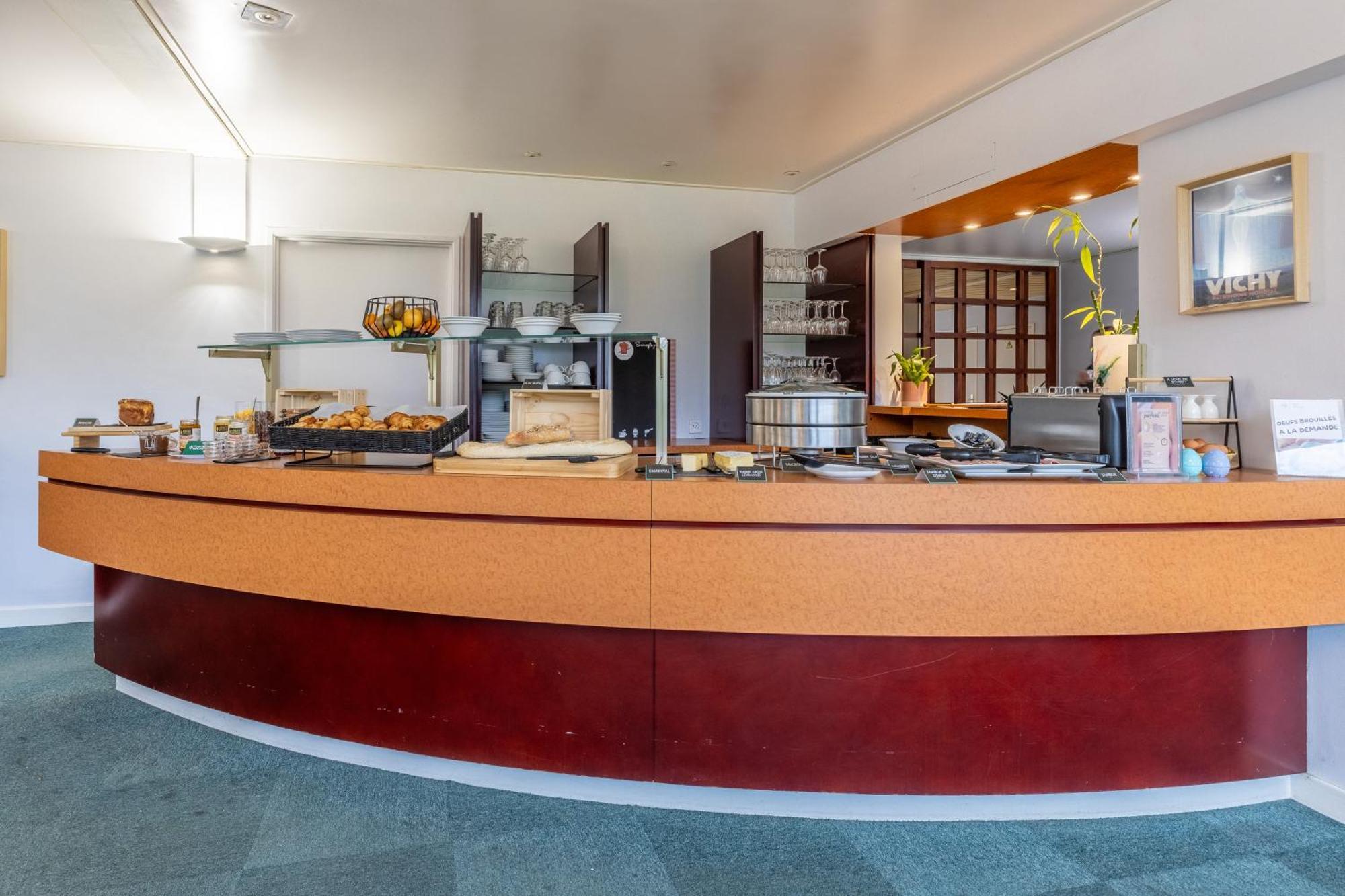 Hotel Brit Le Parc Vichy